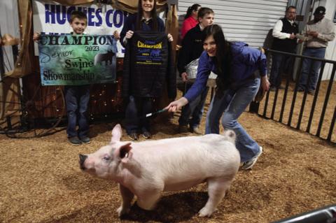 Hughes County Livestock Show and Premium Sale Winners