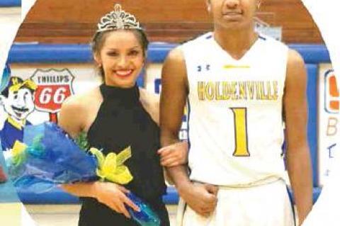 2020 HHS Basketball Homecoming Queen and King