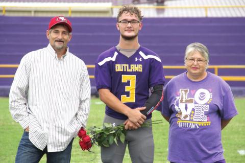 Weleetka Seniors honored