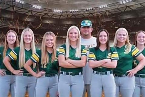 Stuart Lady Hornets Make Deep Run in the Playoffs