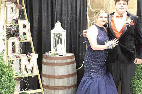 Graham-Dustin 2021 Prom