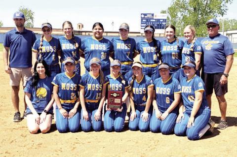 MOSS LASY PIRATES WIN DISTRICTS! Pictured above: Moss Slowpitch District Champion Team - Back row: Assistant Coach Tucker Brown, Sloane Van Haren, Landri Mills, Leah Harjochee, Elexis Stafford, Tanna Brown, Laney Moreno, Graycee Janes; Front row: Hailey P