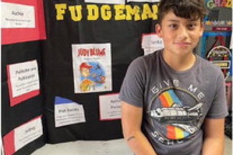Mrs. Williams Class Hosts Reading Fair