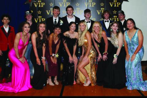 MOSS SENIORS ENJOY 2024 PROM