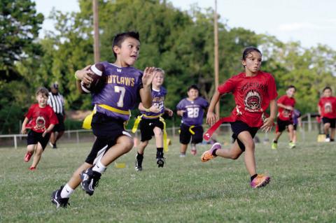 Highlights from Weleetka Little League Football