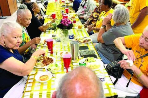 Golden Family Celebrates 101st Family Reunion