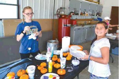 Many enjoy the Atwood Fall Festival