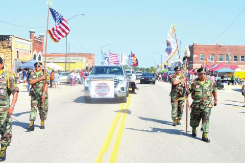 Sucker Day parade highlights