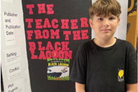 Mrs. Williams Class Hosts Reading Fair