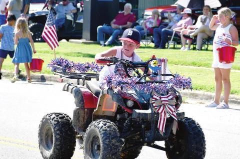 Calvin 4th of July Parade Highlights