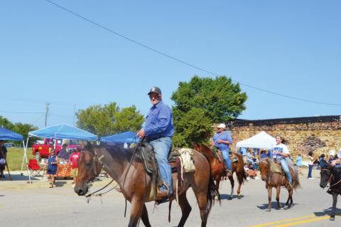 Sucker Day parade highlights