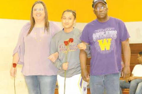 Weleetka Seniors Honored
