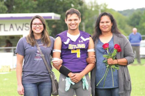 Weleetka Seniors honored