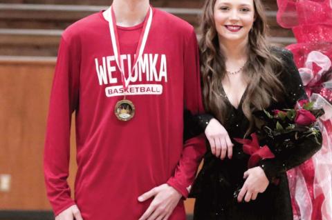 Grace Koger Crowned Wetumka Homecoming Queen Braedin Mason Crowned King